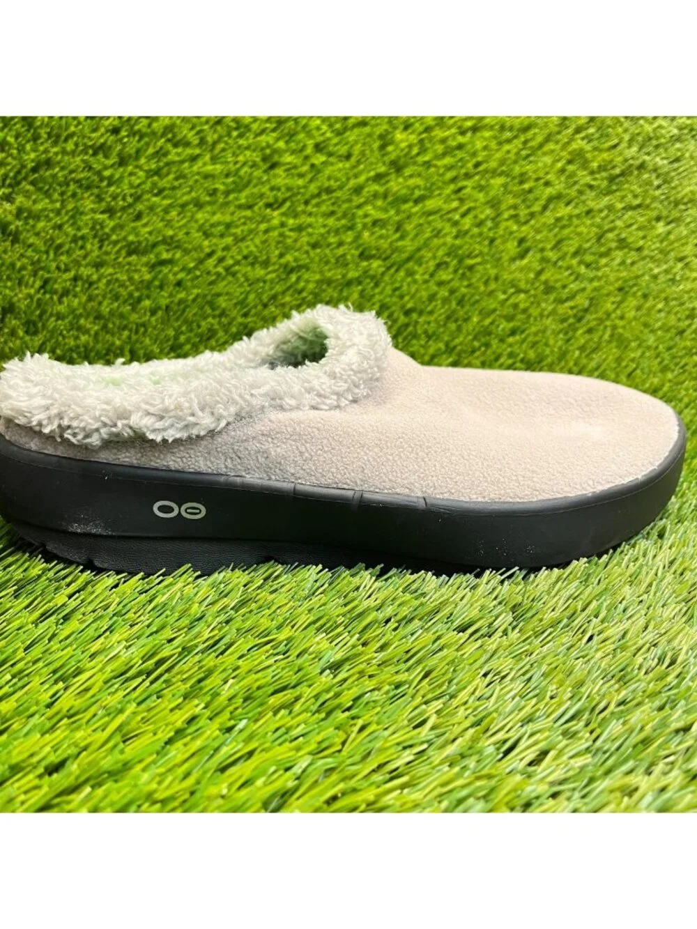 OOFOS OOcoozie Mens Size 9 Beige Black Casual Slip On Recovery Mules Shoes